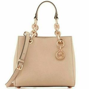 MICHAEL KORS Blush Small Cynthia (NWT)